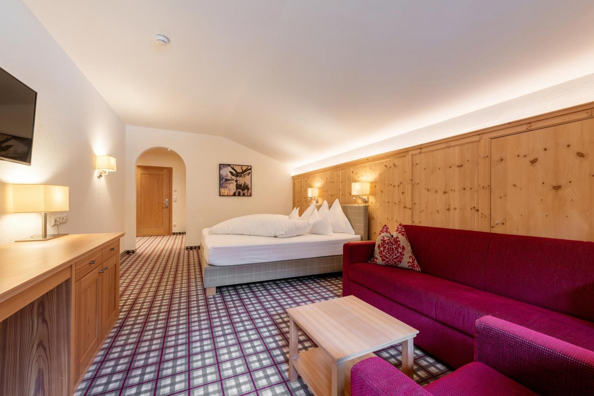 Arlberg Hotel 4*