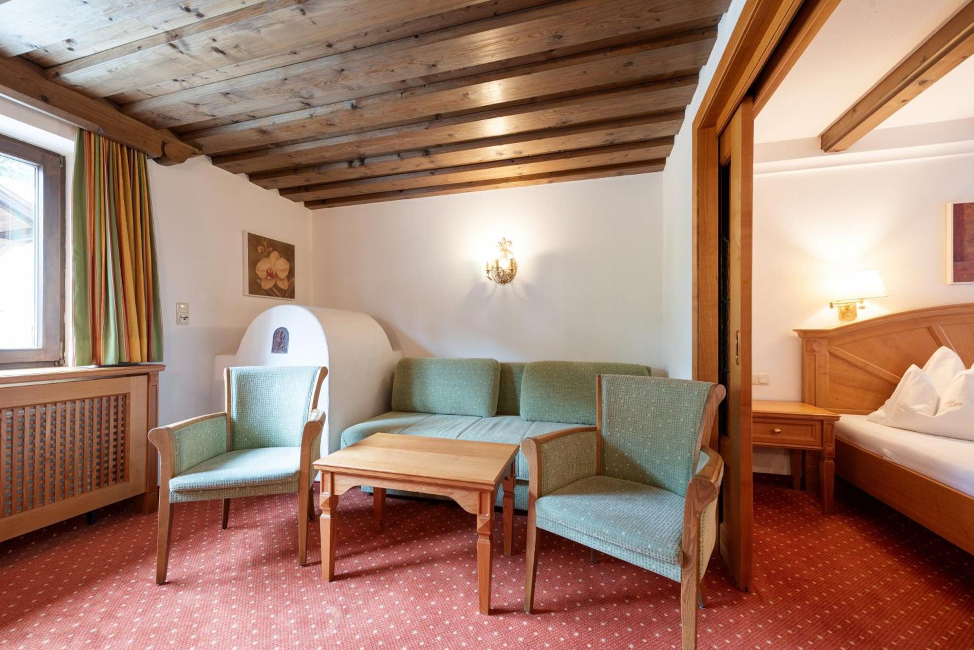 Arlberg Hotel 4*