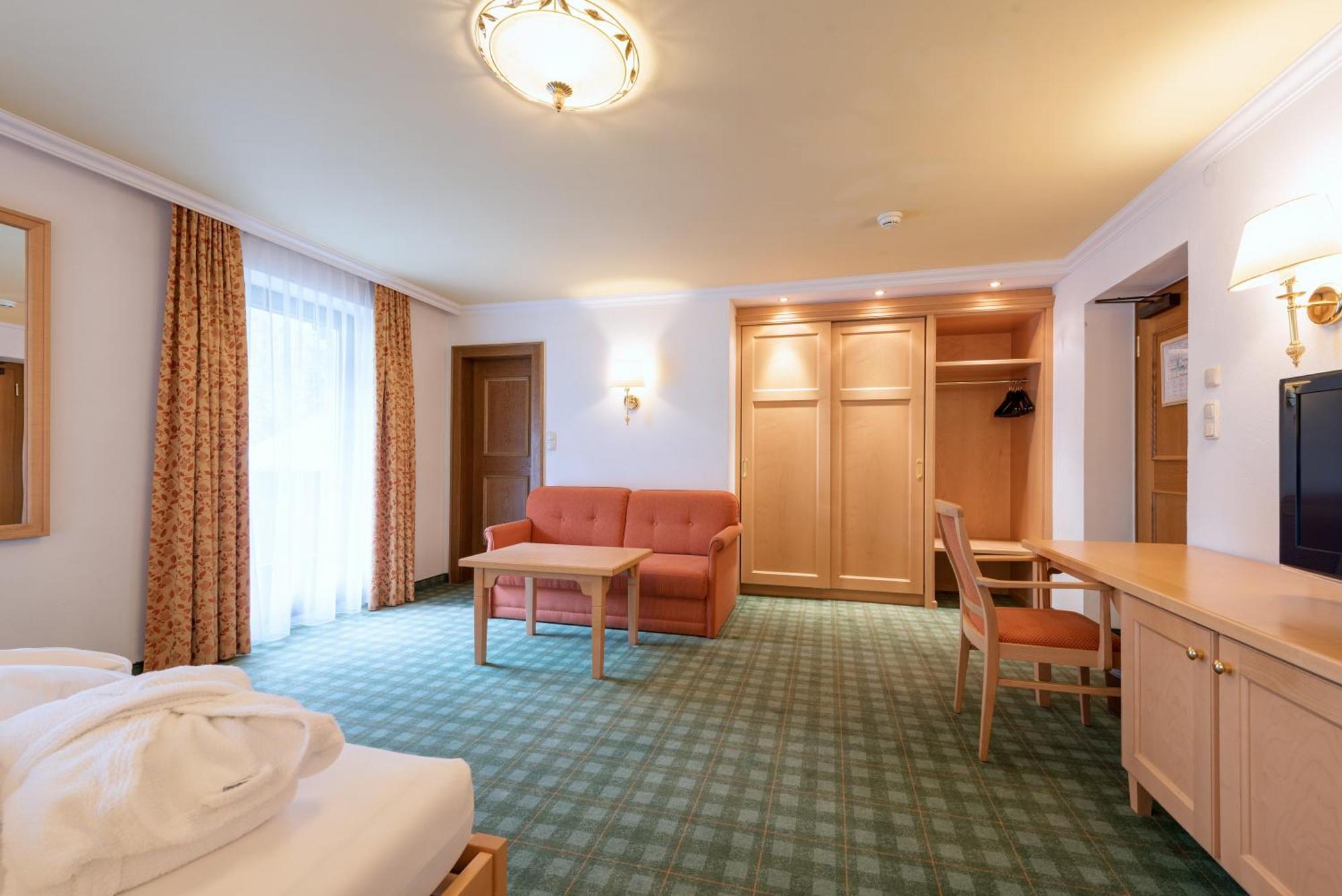 Hotel Arlberg 4*