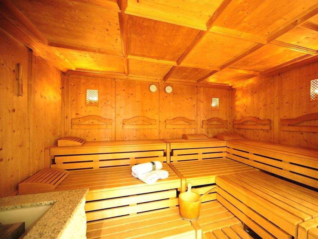 Arlberg Hotel 4*